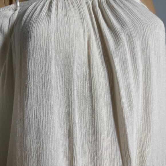 White Off-Shoulder Boho Blouse with Crochet Lace Trim - Picture 3 of 3